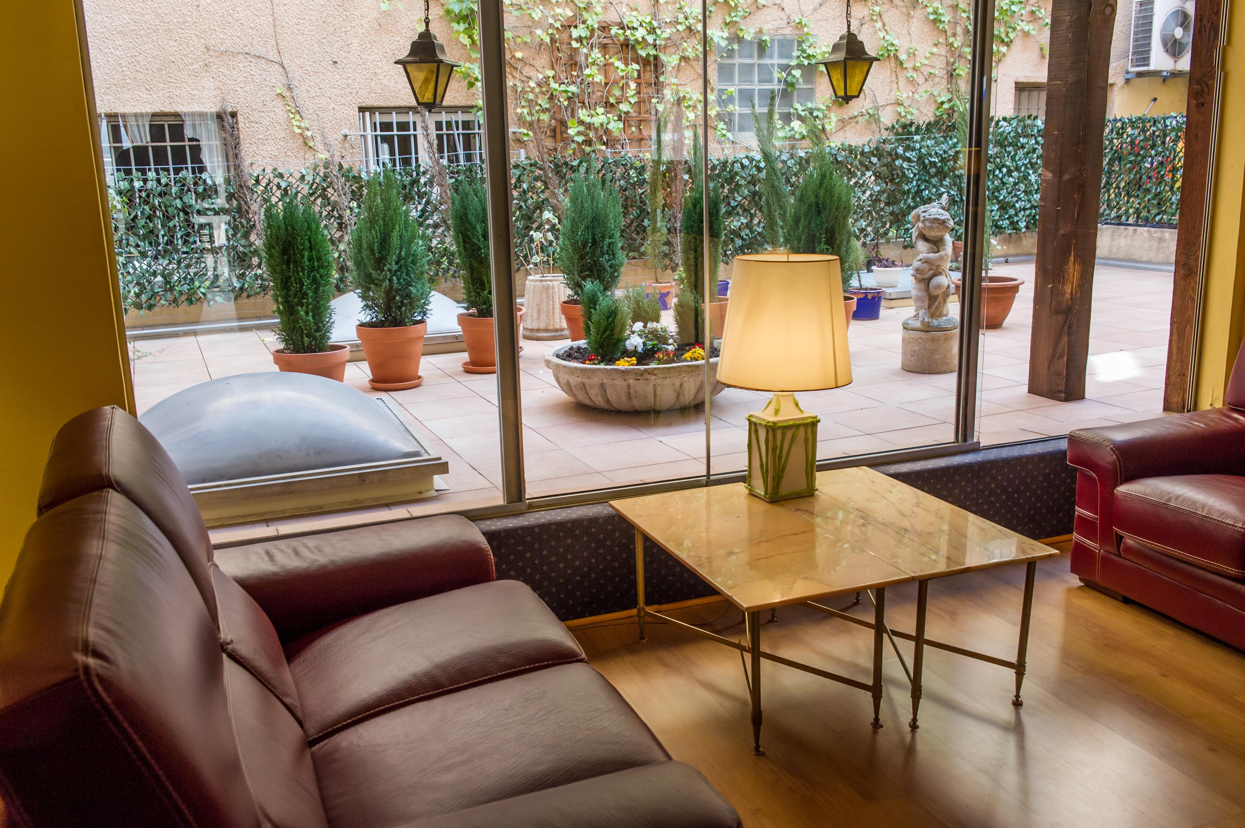 Hotel Pb - Paris-Barcelone Perpignan Eksteriør billede