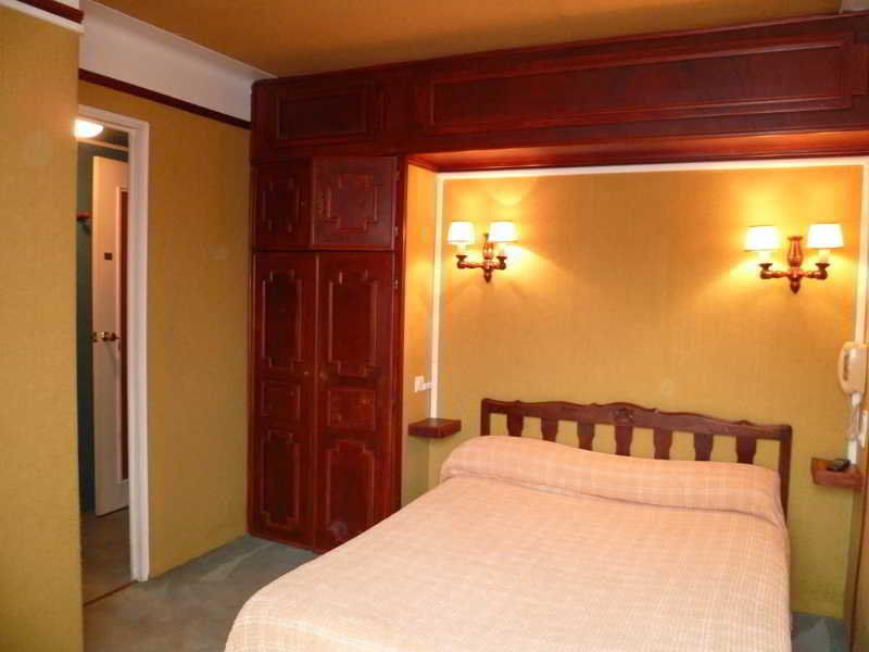Hotel Pb - Paris-Barcelone Perpignan Eksteriør billede