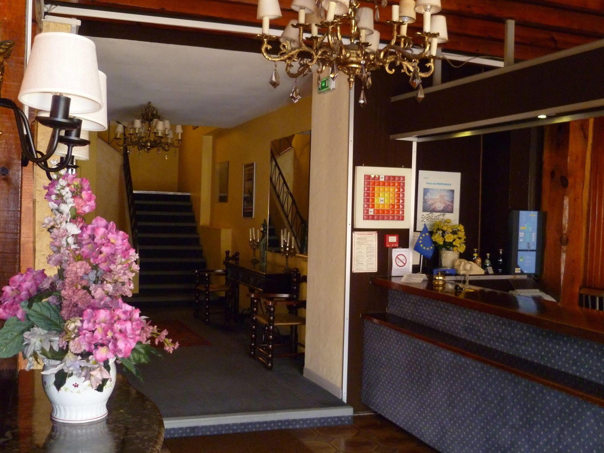 Hotel Pb - Paris-Barcelone Perpignan Eksteriør billede