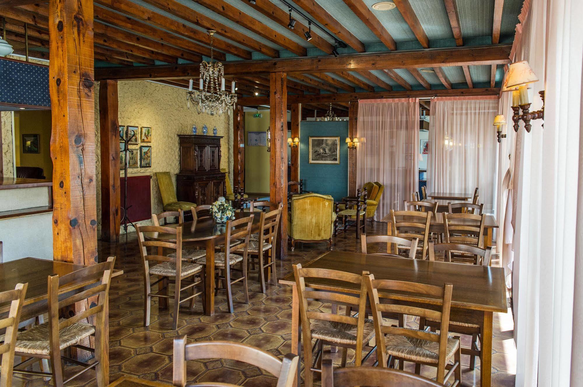 Hotel Pb - Paris-Barcelone Perpignan Eksteriør billede